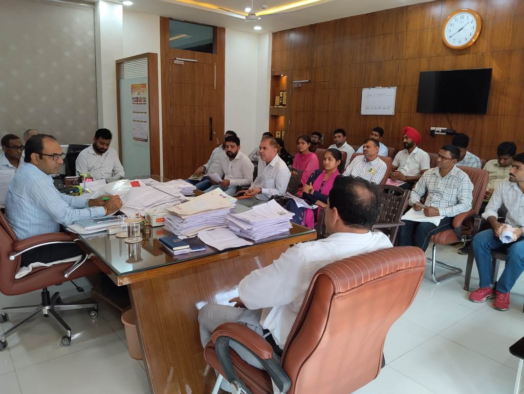 SDM Rajesh Khoth directed officials from the relevant departments to expedite the verification of rainrelated damage to homes and submit a report